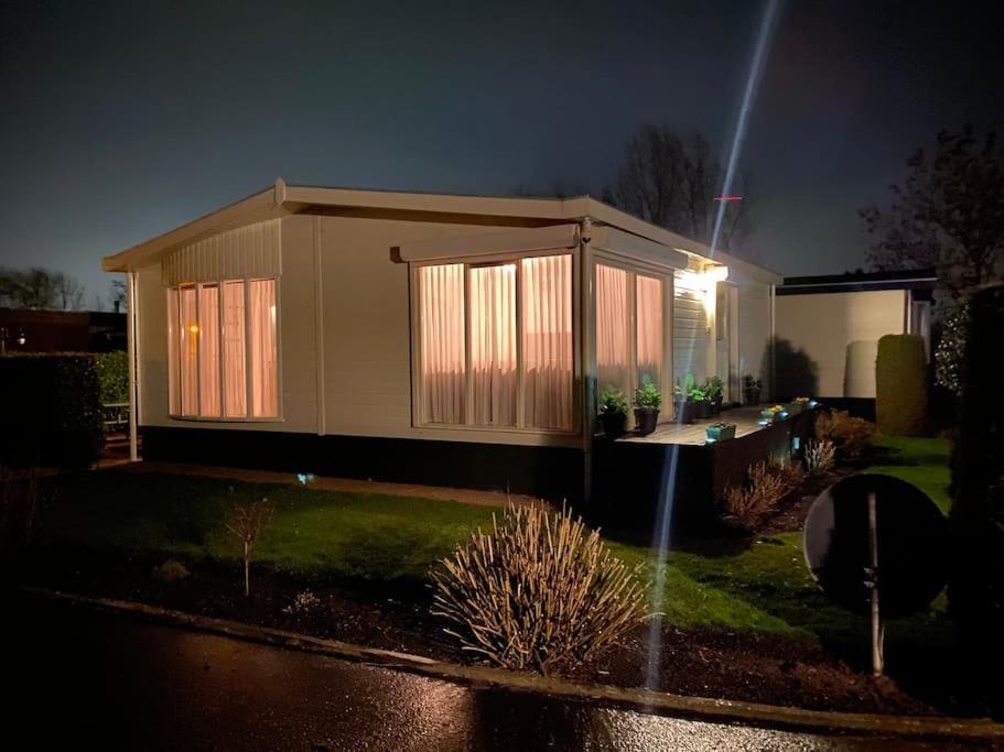 Lith Luxe Chalet In Prachtig Natuurgebied מראה חיצוני תמונה